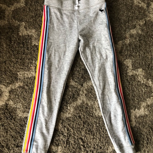 abercrombie kids Other - 💙☀️🌈Abercrombie Rainbow joggers 🌈☀️💙